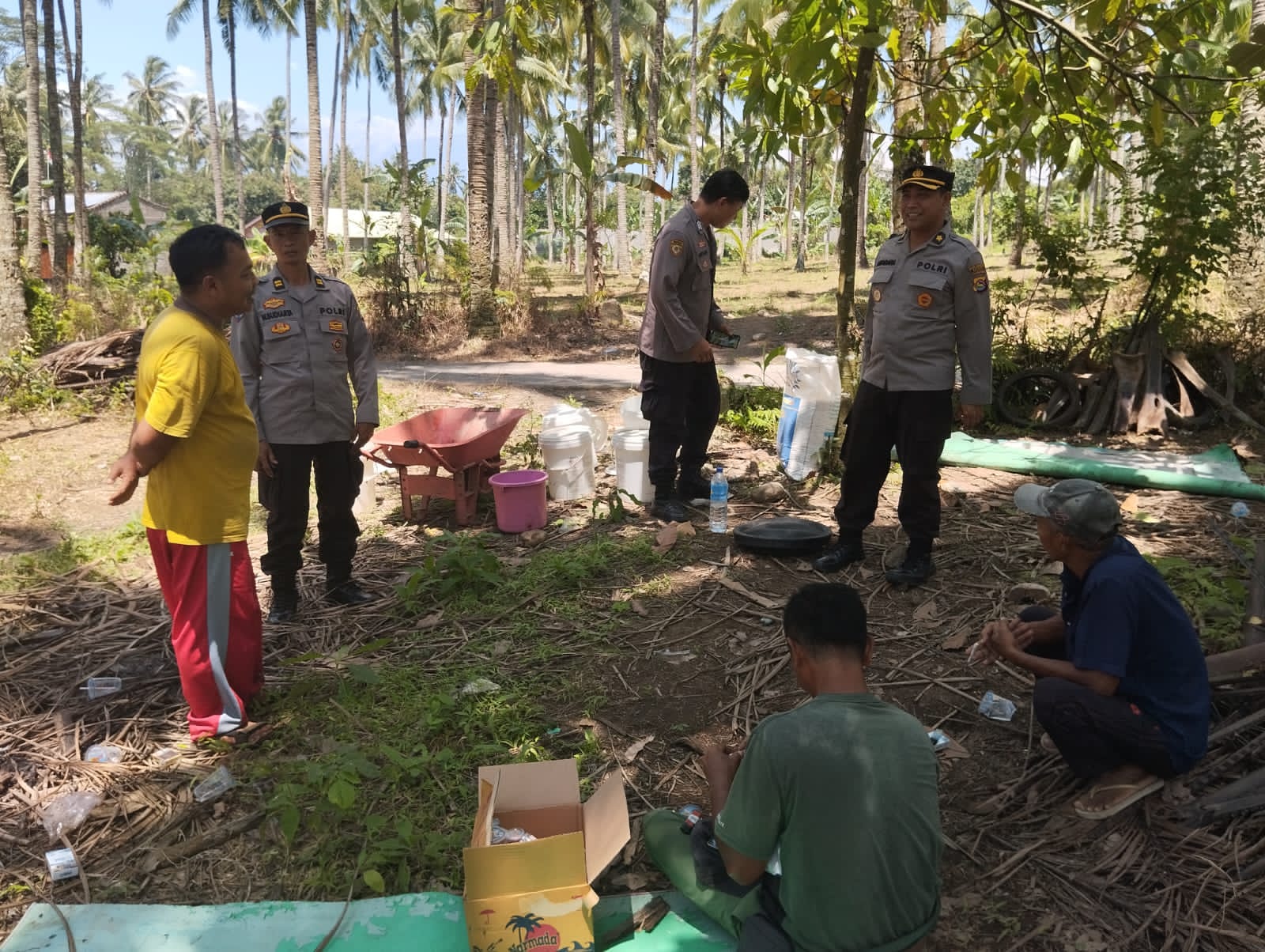 Polresta Mataram Dampingi Pemupukan Jagung Untuk Ketahanan Pangan